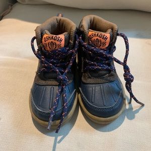 Adorable EUC duck boots!